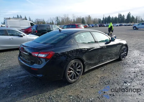 2020 Maserati Ghibli S Q4 z USA, uszkodzony, nr VIN ZAM57YTA4L1353579